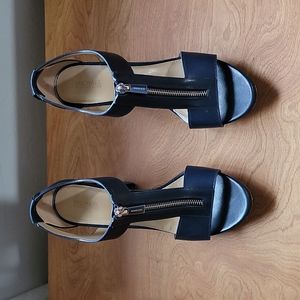 Michael kors navy heels